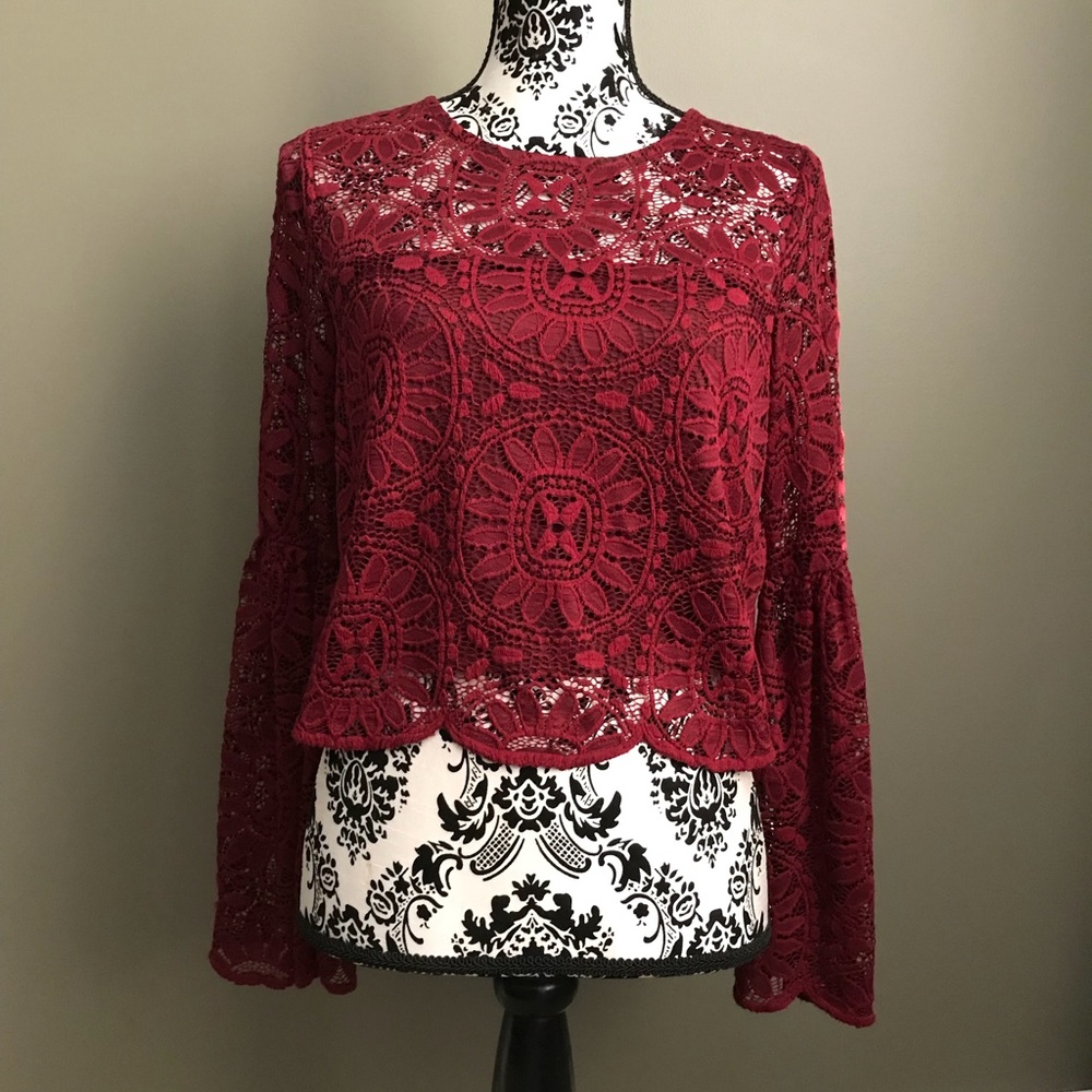 Maroon lace crop boho top.Sz.S.